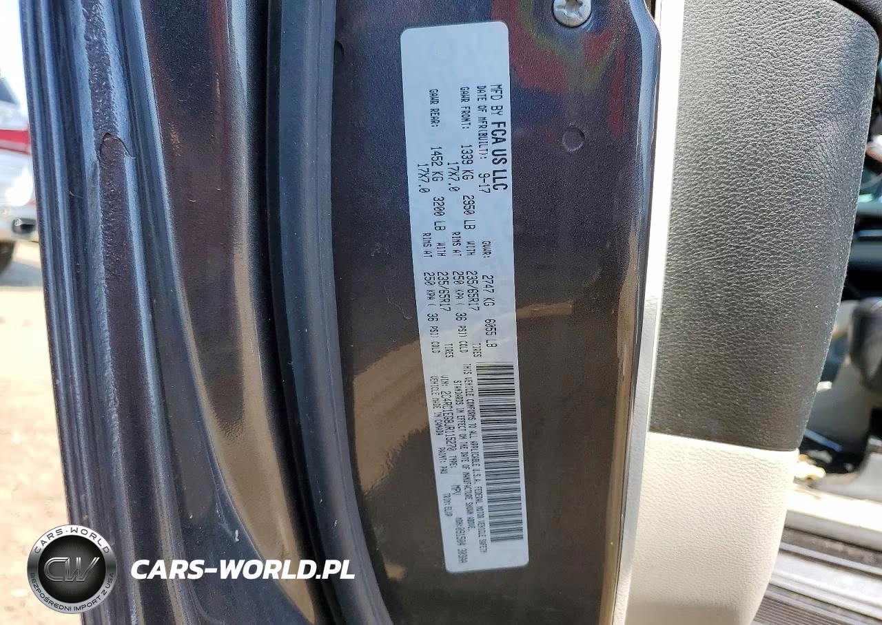 2018 Chrysler Pacifica Touring L Plus VIN:2C4RC1EG8JR115270 - 13