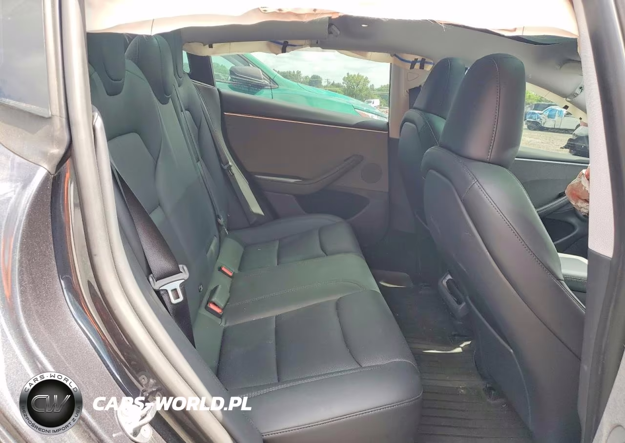 2024 Tesla Model 3 VIN:5YJ3E1EA9RF867983 - 10