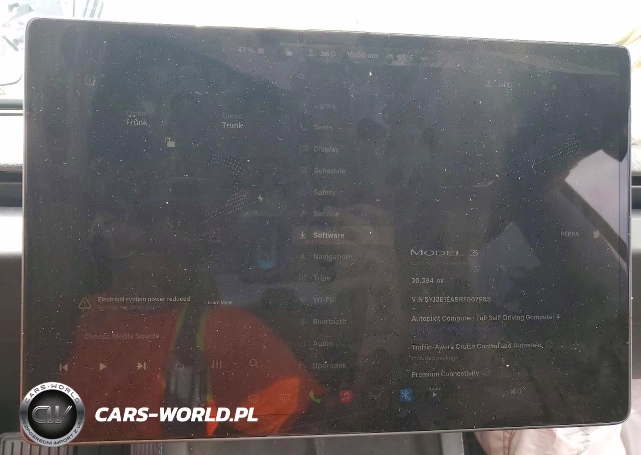 2024 Tesla Model 3 VIN:5YJ3E1EA9RF867983 - 9