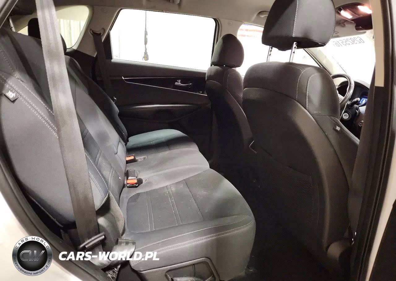 2018 Kia Sorento Lx VIN:5XYPGDA38JG413368 - 11