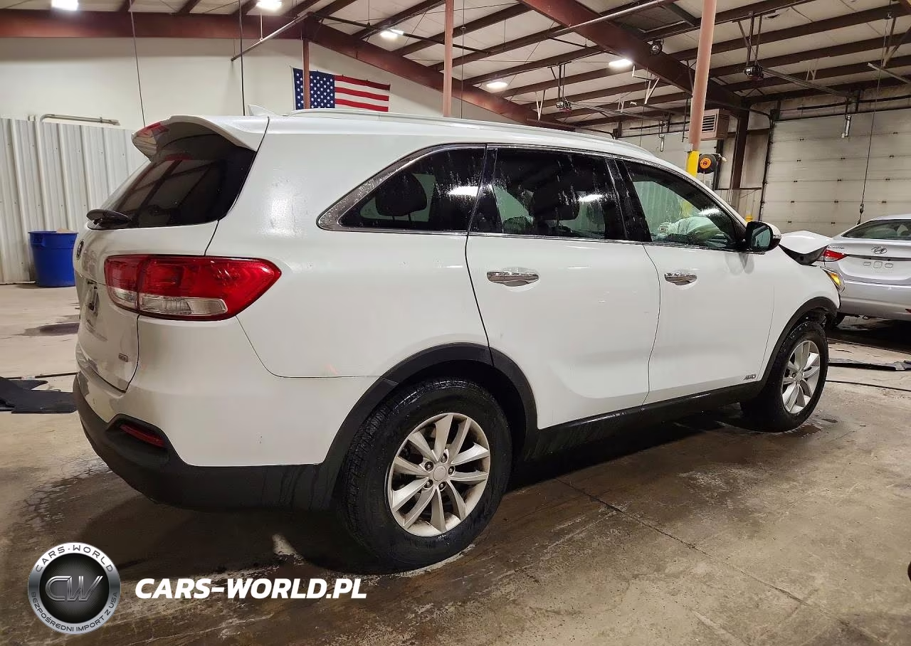 2018 Kia Sorento Lx VIN:5XYPGDA38JG413368 - 3