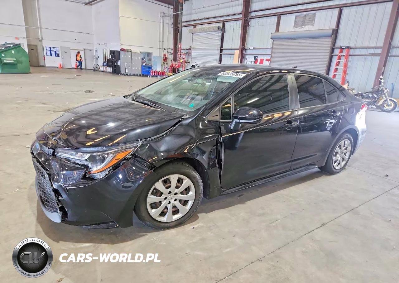 2021 Toyota Corolla Le – zdjęcie 1 z 12