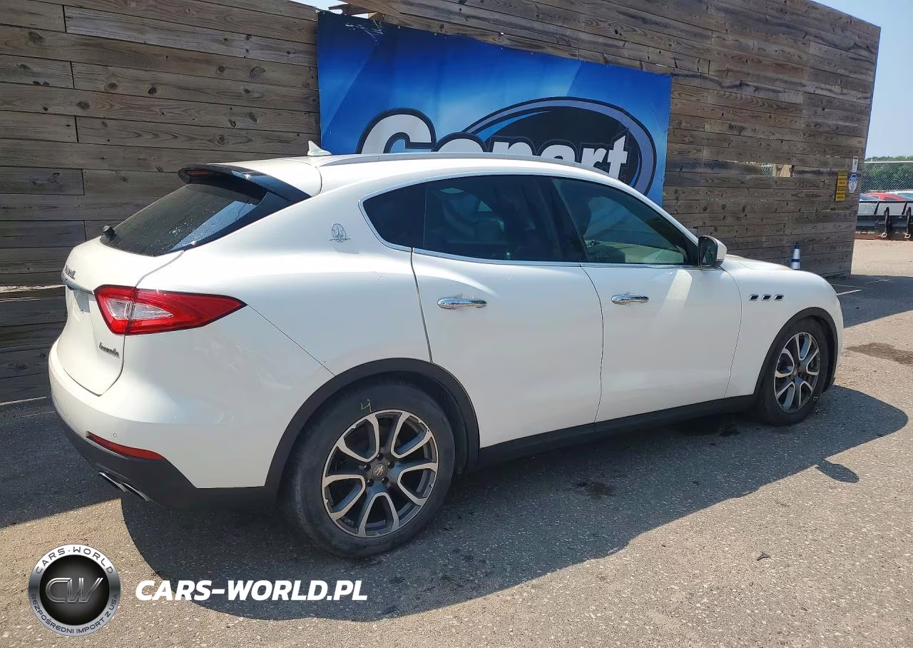 2017 Maserati Levante S VIN:ZN661YUA6HX236145 - 3