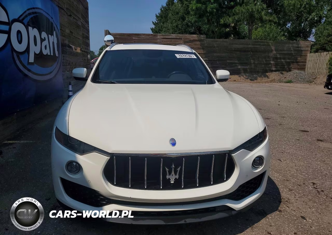 2017 Maserati Levante S VIN:ZN661YUA6HX236145 - 5