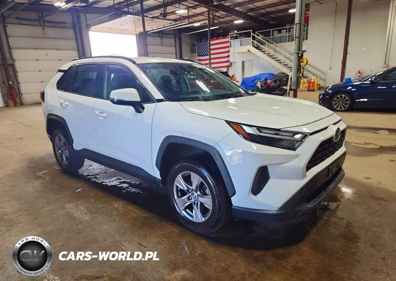 2023 Toyota Rav4 Xle VIN:2T3P1RFV5PC369656 - 4