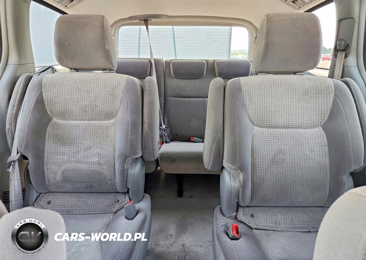 2010 Toyota Sienna Le 7-Passenger VIN:5TDKK4CC1AS334567 - 10