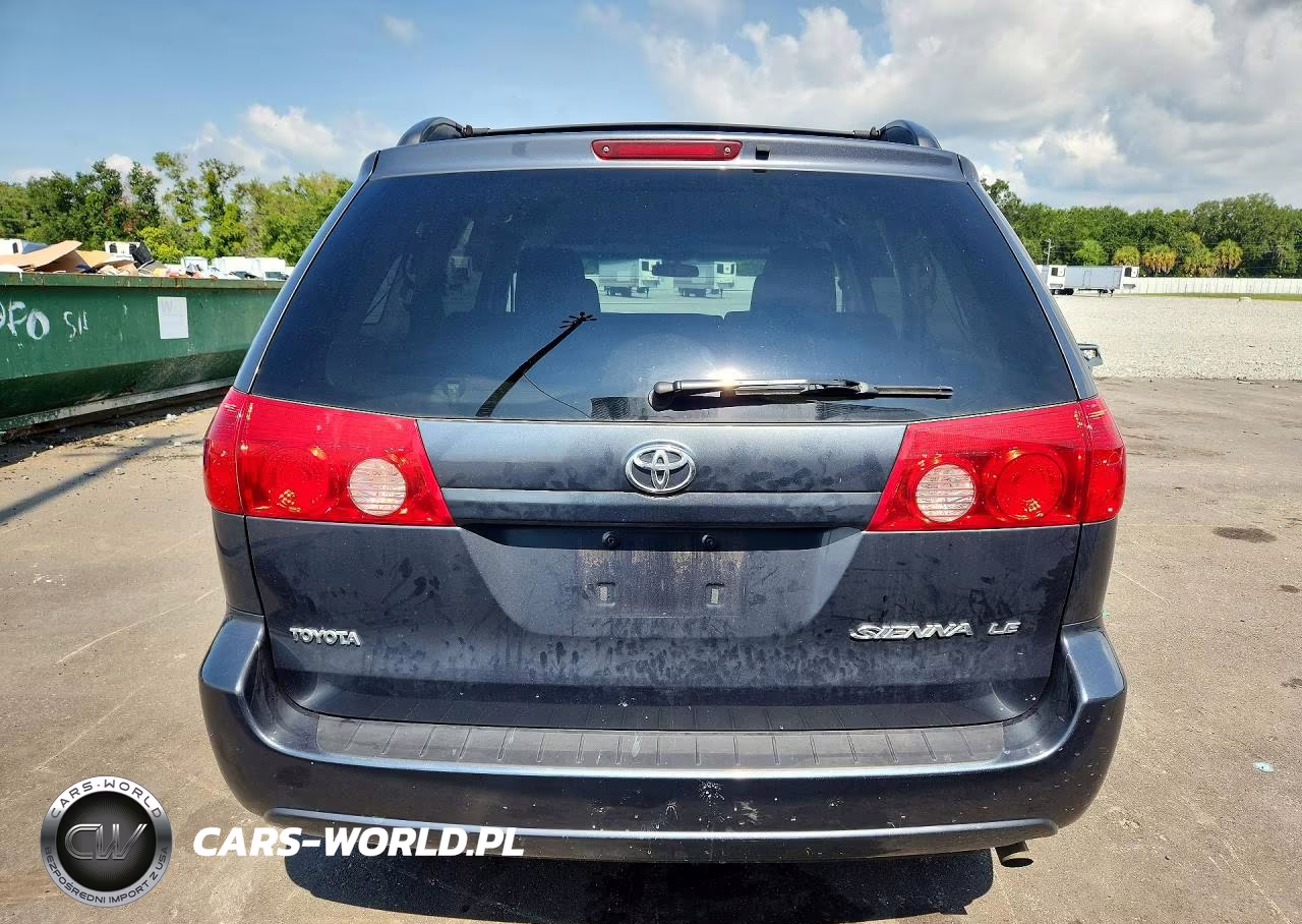 2010 Toyota Sienna Le 7-Passenger VIN:5TDKK4CC1AS334567 - 6
