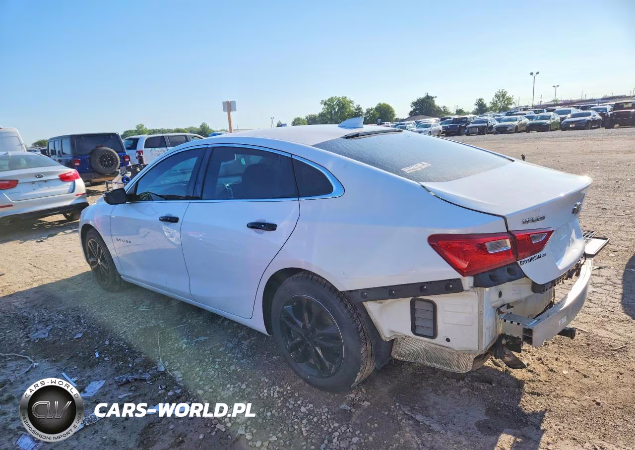 2018 Chevrolet Malibu Lt VIN:1G1ZD5ST4JF203075 - 2