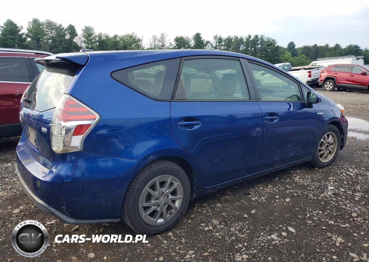 2017 Toyota Prius V Four VIN:JTDZN3EU8HJ071071 - 3