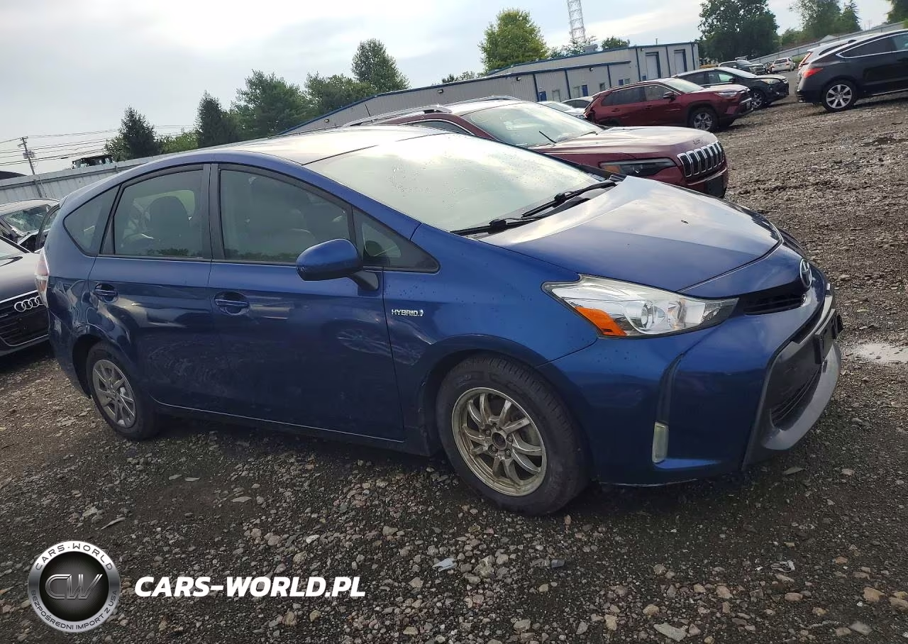 2017 Toyota Prius V Four VIN:JTDZN3EU8HJ071071 - 4