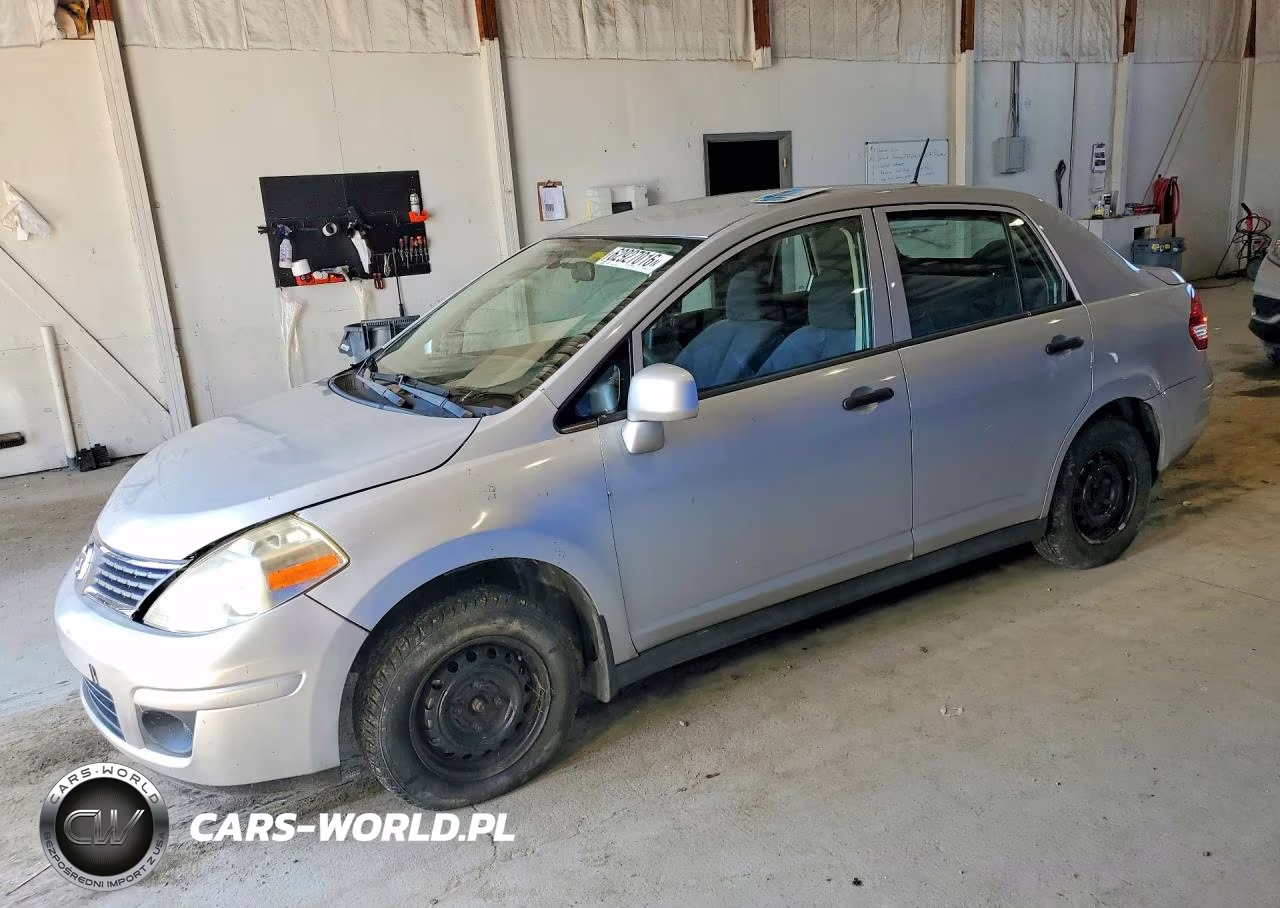 2009 Nissan Versa 1.6 Base