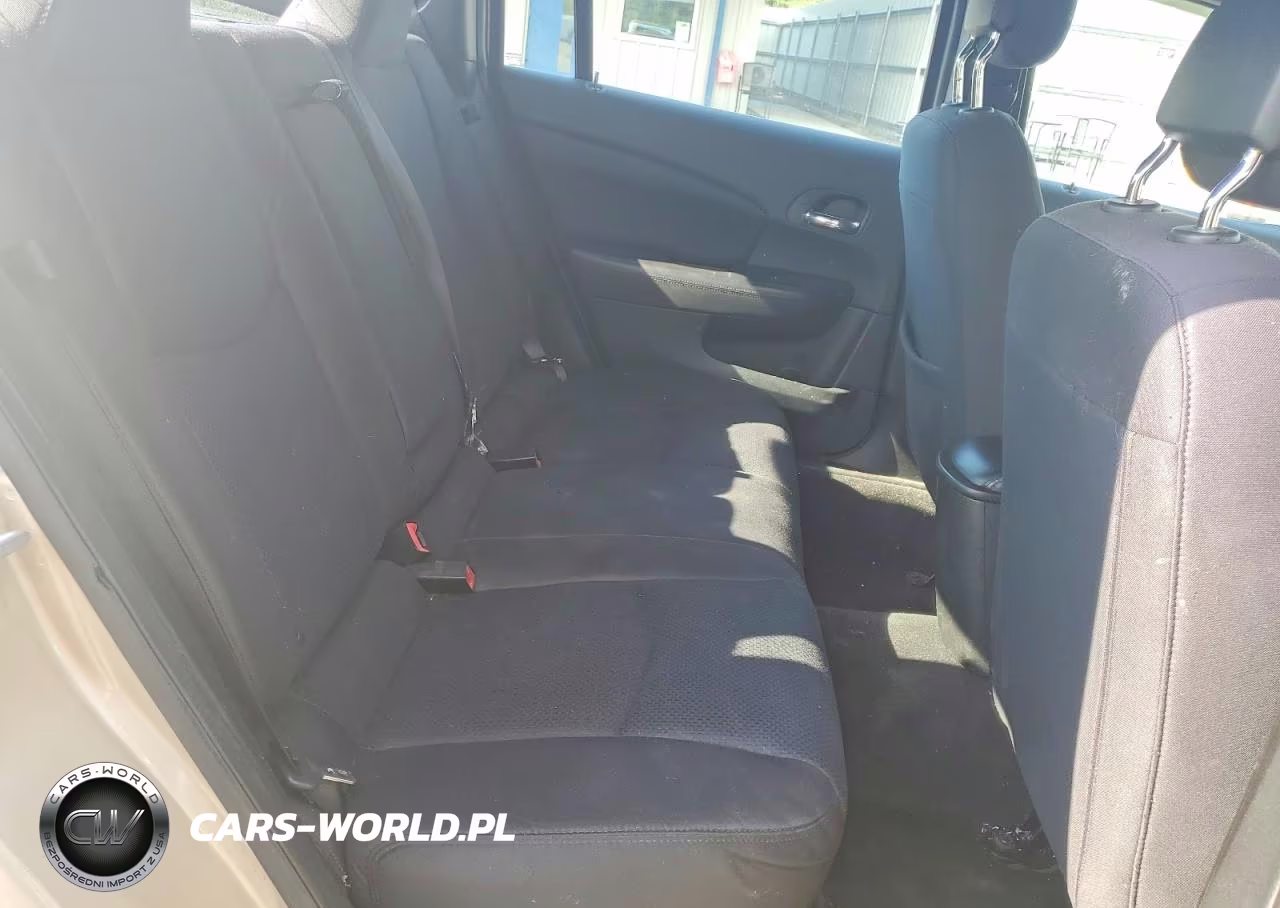 2014 Chrysler 200 Lx VIN:1C3CCBAB3EN124097 - 10