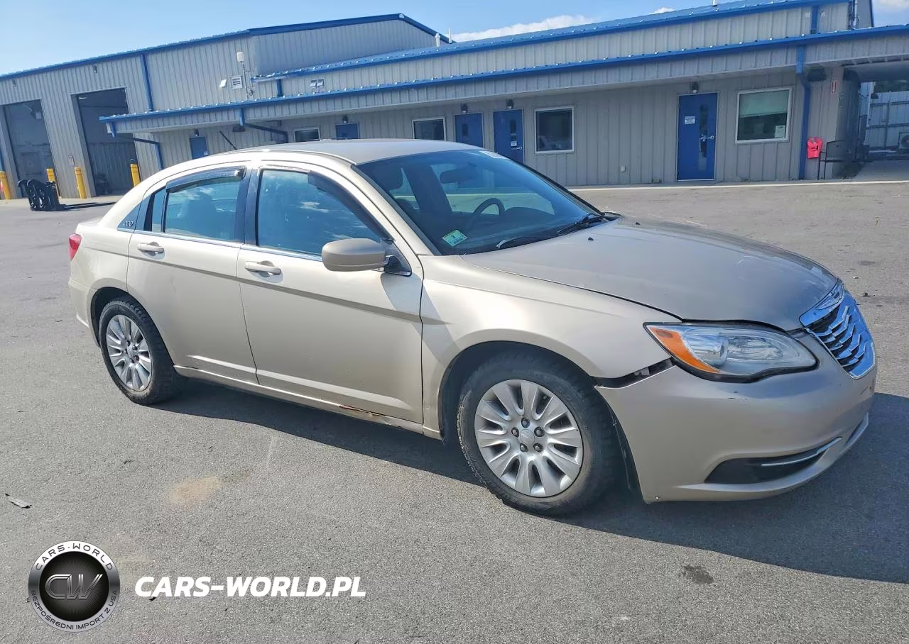 2014 Chrysler 200 Lx VIN:1C3CCBAB3EN124097 - 4