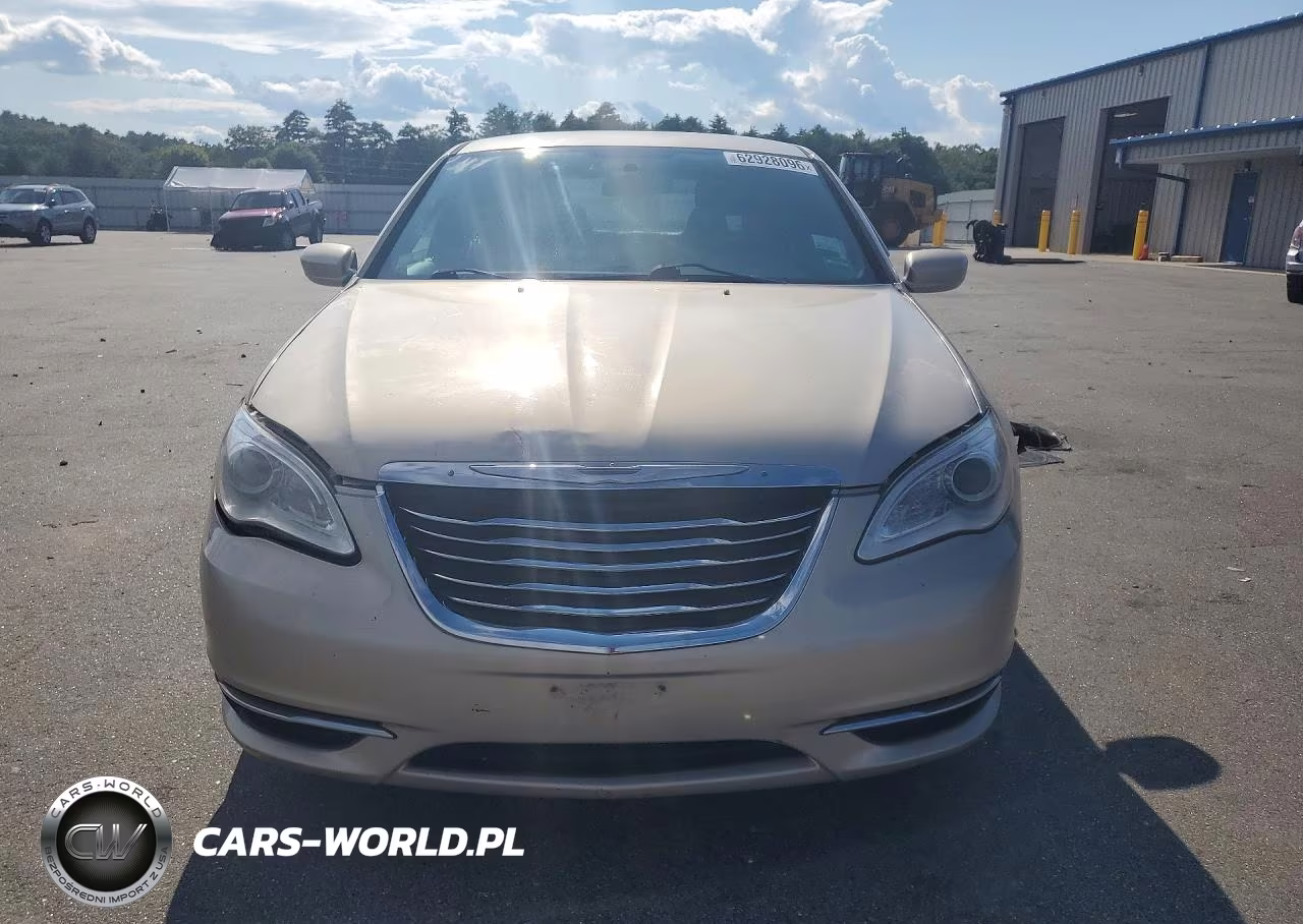 2014 Chrysler 200 Lx VIN:1C3CCBAB3EN124097 - 5