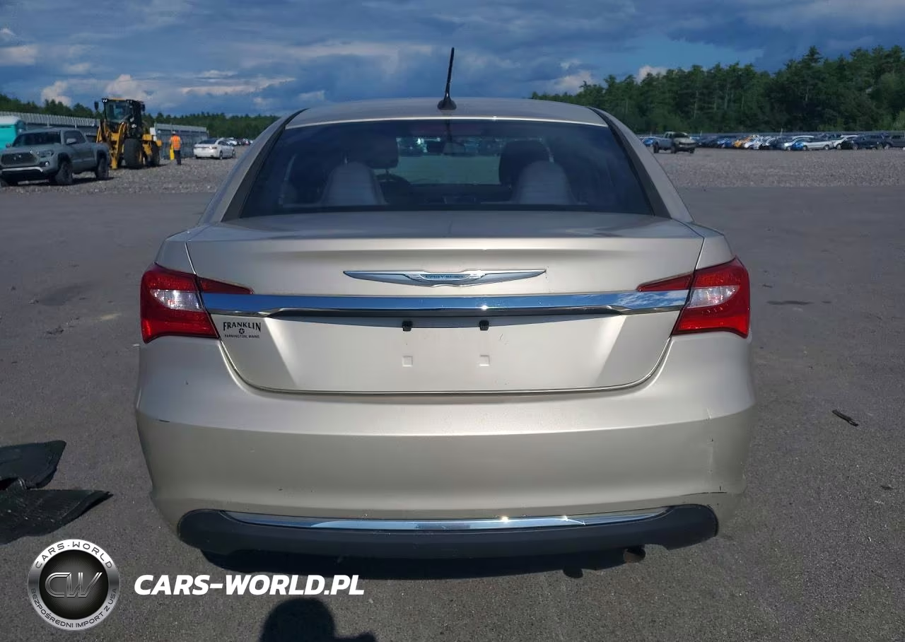 2014 Chrysler 200 Lx VIN:1C3CCBAB3EN124097 - 6