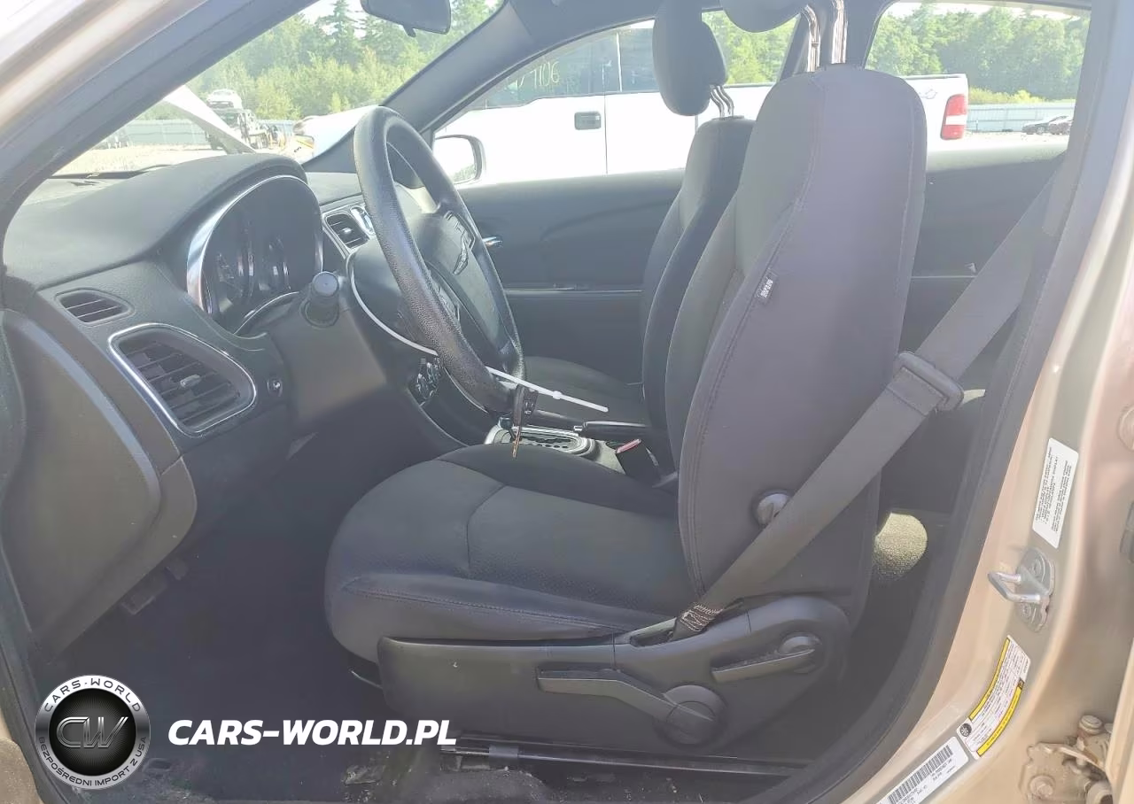 2014 Chrysler 200 Lx VIN:1C3CCBAB3EN124097 - 7