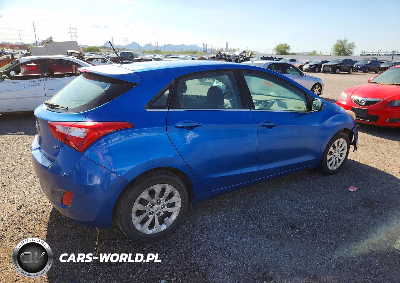 2017 Hyundai Elantra Gt Base VIN:KMHD35LH4HU350013 - 3