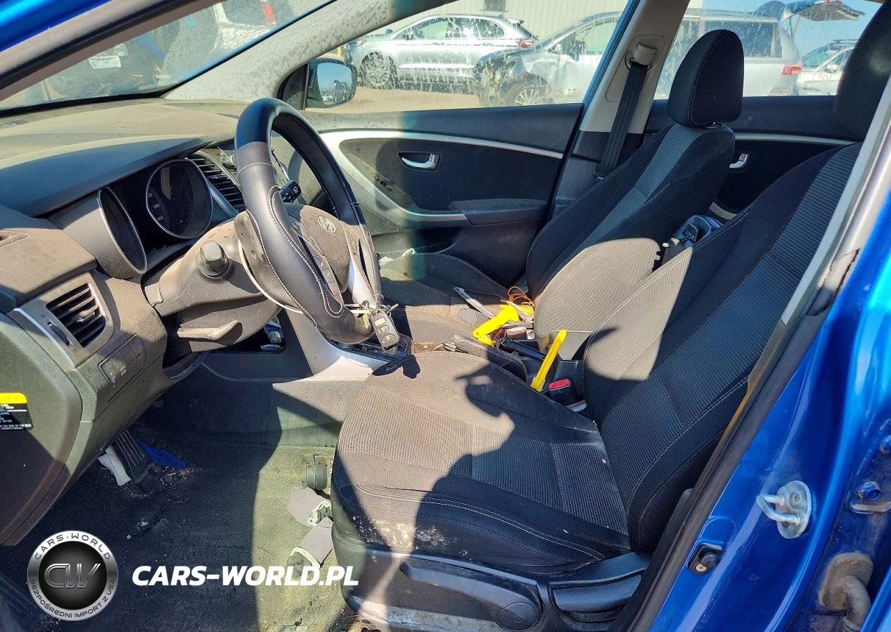 2017 Hyundai Elantra Gt Base VIN:KMHD35LH4HU350013 - 7
