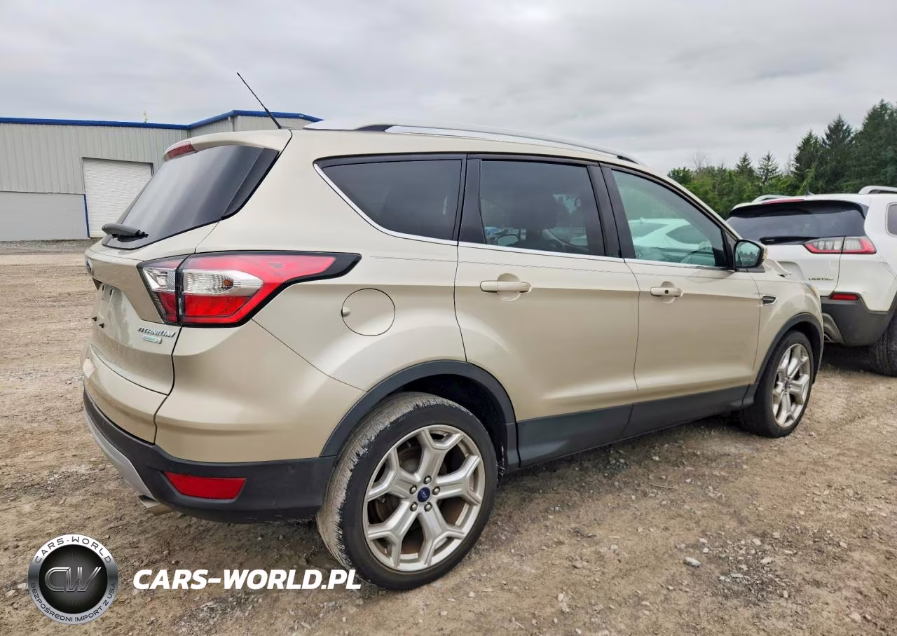 2017 Ford Escape Titanium VIN:1FMCU0J90HUB86055 - 3
