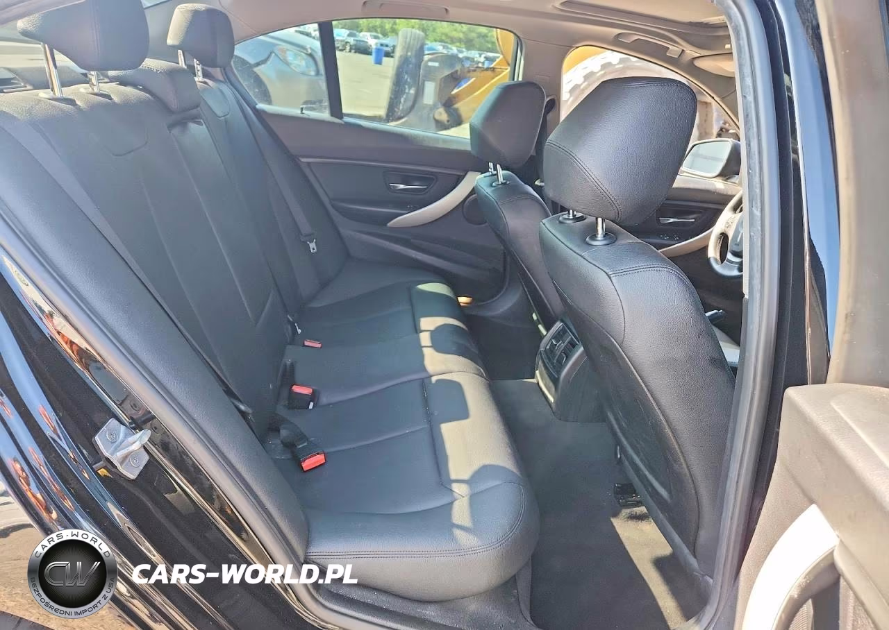 2016 BMW 320 Xi VIN:WBA8E5G53GNU21420 - 10