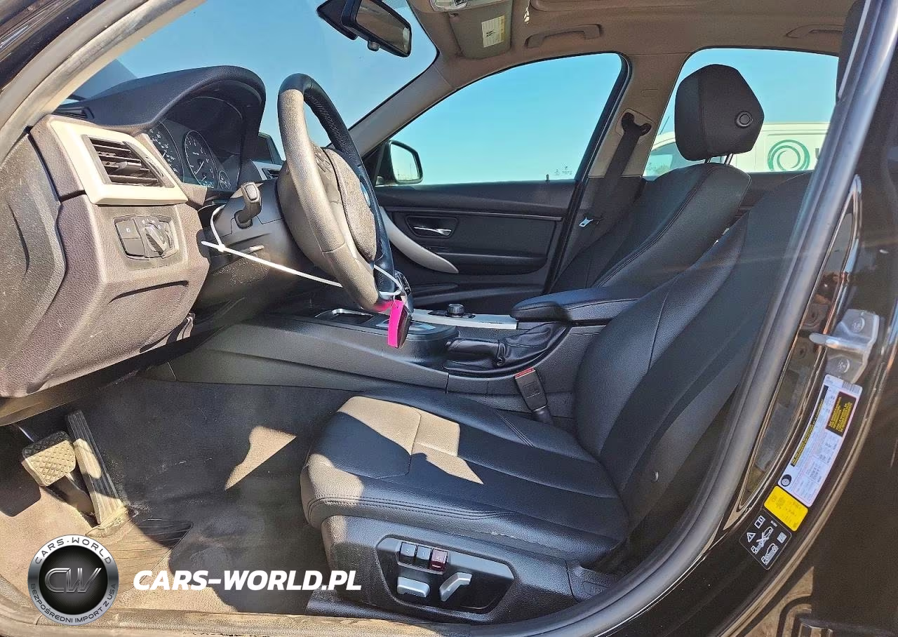 2016 BMW 320 Xi VIN:WBA8E5G53GNU21420 - 7