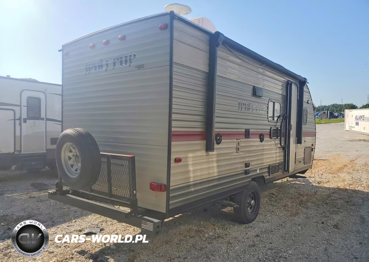 2018 Forest River Wolf Pup Camper VIN:4X4TCKT17JK048857 - 3