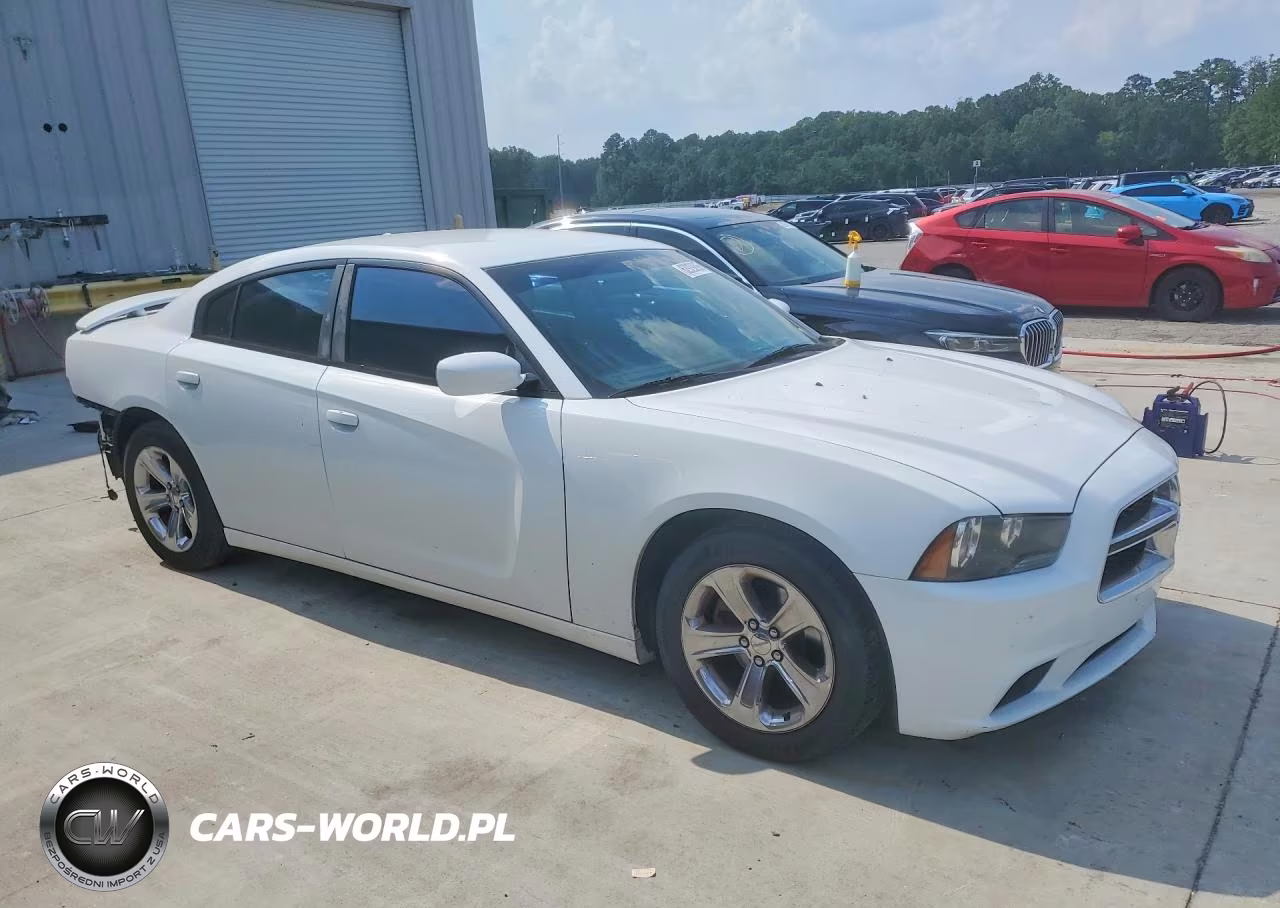 2013 Dodge Charger Se VIN:2C3CDXBG2DH725772 - 4