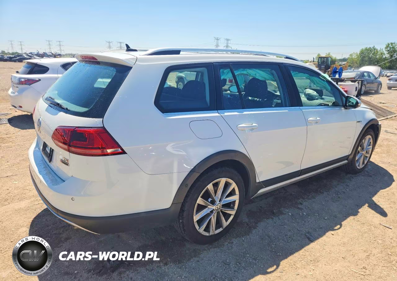 2017 Volkswagen Golf Alltrack S VIN:3VWM17AUXHM544312 - 3