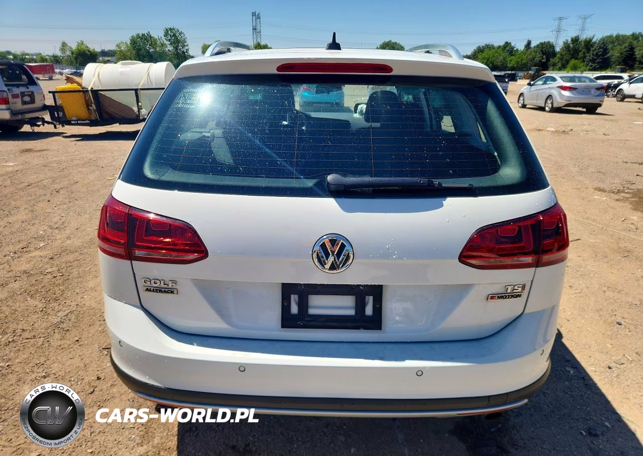 2017 Volkswagen Golf Alltrack S VIN:3VWM17AUXHM544312 - 6