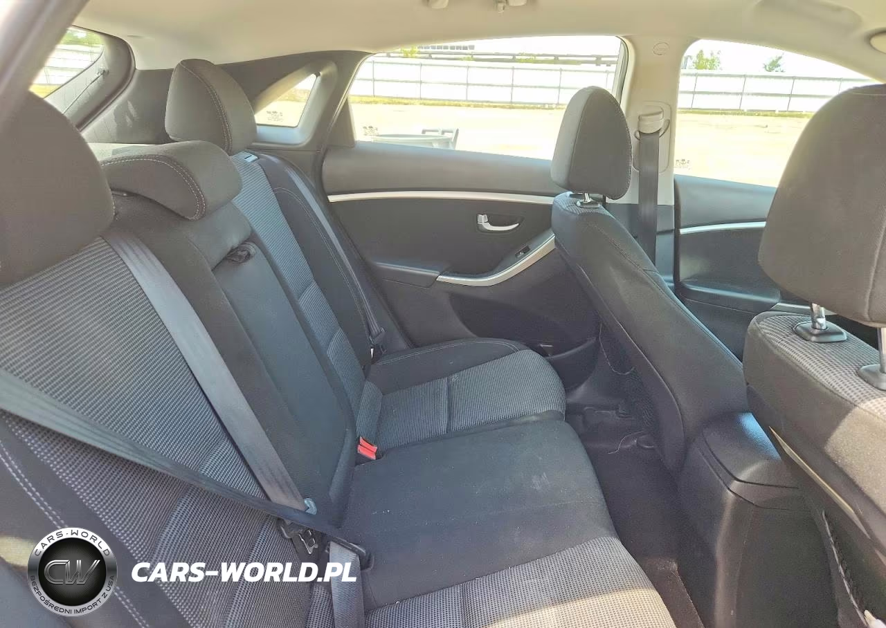 2016 Hyundai Elantra Gt Base VIN:KMHD35LH8GU252875 - 10