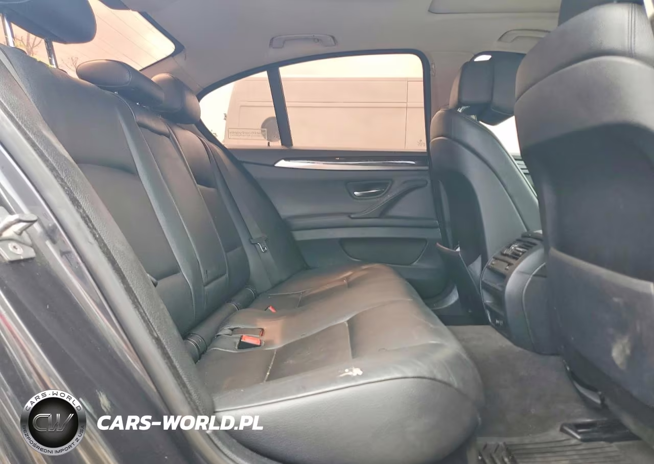 2012 BMW 528 Xi VIN:WBAXH5C50CDW08543 - 10