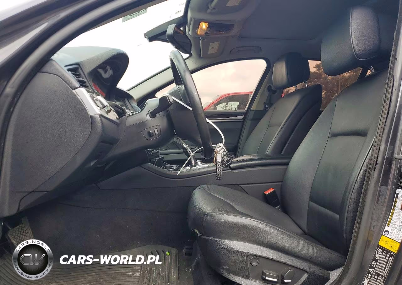 2012 BMW 528 Xi VIN:WBAXH5C50CDW08543 - 7