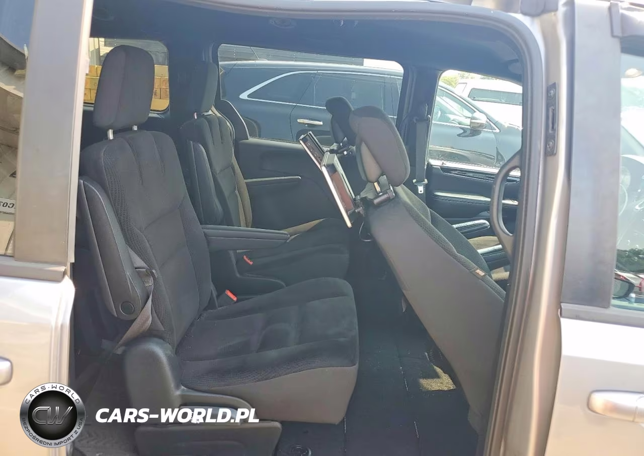 2018 Dodge Grand Caravan Se VIN:2C4RDGBG3JR166390 - 11
