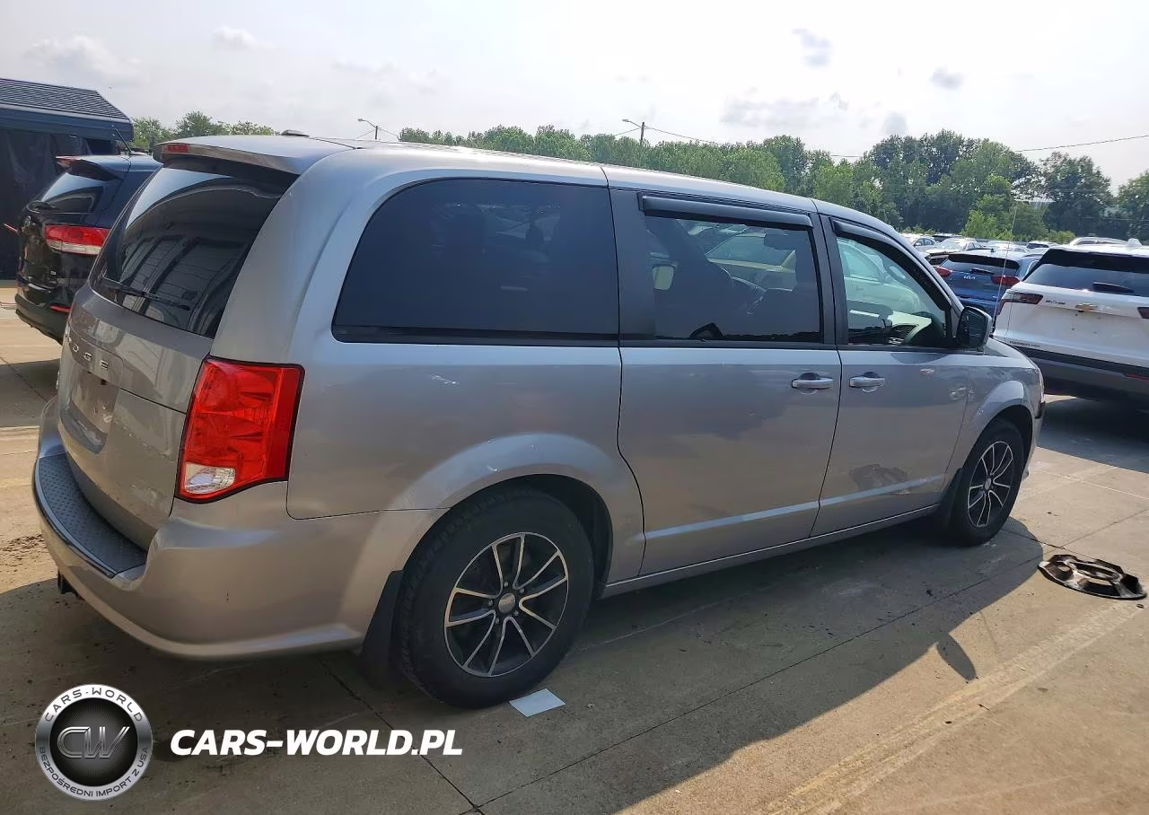 2018 Dodge Grand Caravan Se VIN:2C4RDGBG3JR166390 - 3