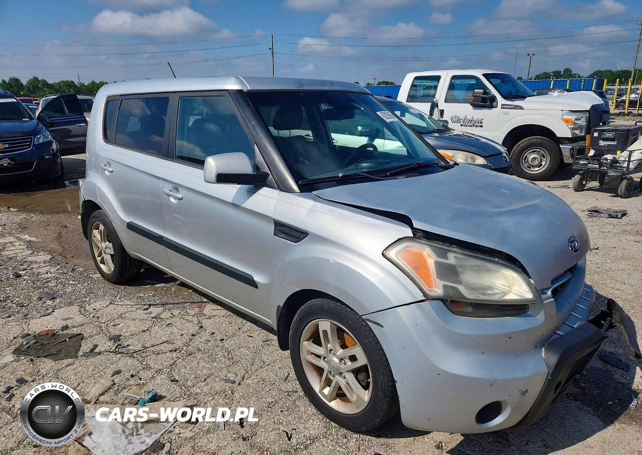 2011 Kia Soul + VIN:KNDJT2A24B7262802 - 4