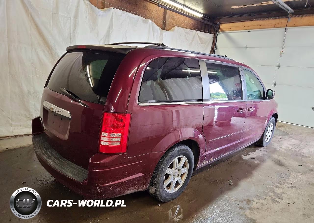 2008 Chrysler Town & Country Touring VIN:2A8HR54PX8R658125 - 3