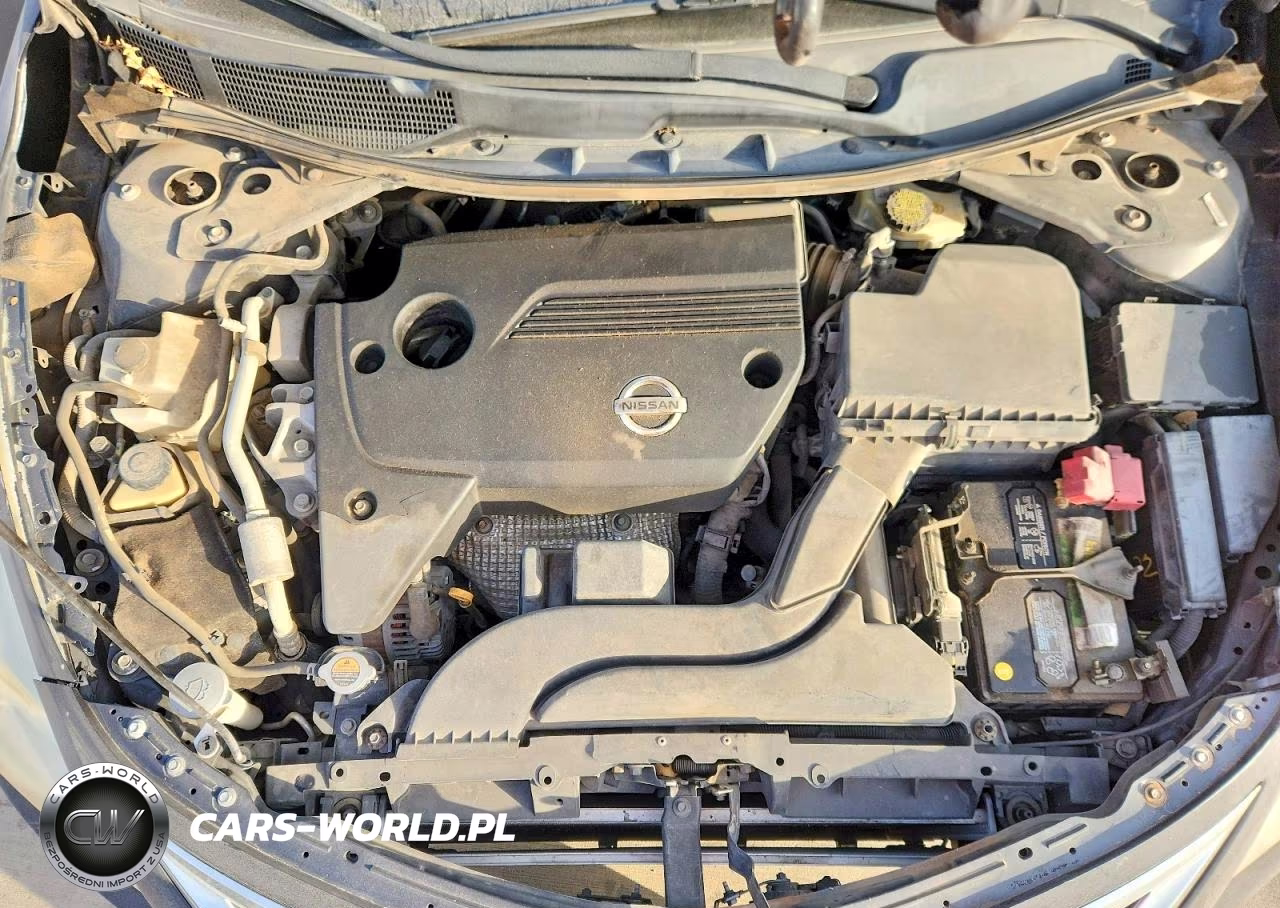 2015 Nissan Altima 2.5 S VIN:1N4AL3APXFN352173 - 11