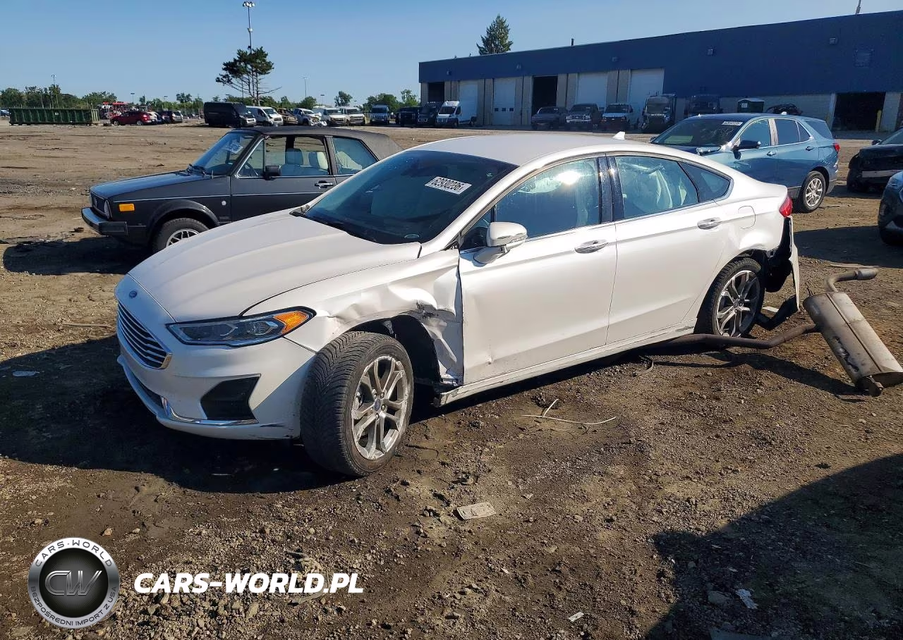2020 Ford Fusion Sel – zdjęcie 1 z 12