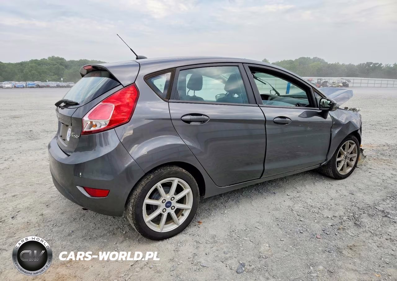 2018 Ford Fiesta Se VIN:3FADP4EJ5JM141821 - 3
