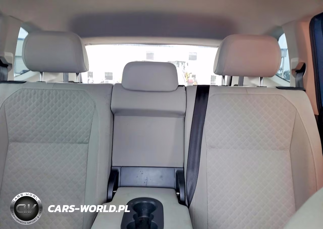 2019 Volkswagen Tiguan S VIN:3VV1B7AX2KM171451 - 10