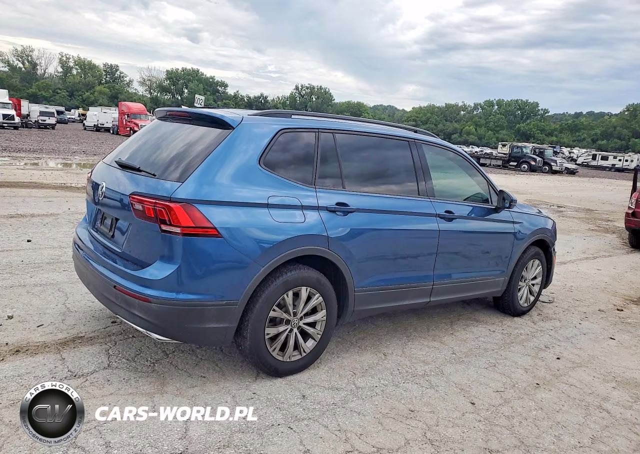 2019 Volkswagen Tiguan S VIN:3VV1B7AX2KM171451 - 3