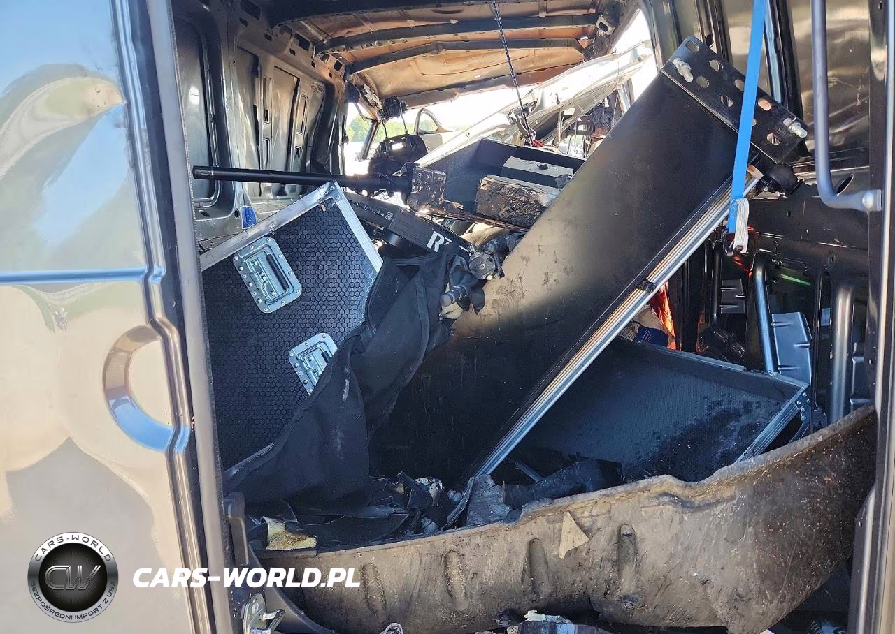 2021 Mercedes-Benz Sprinter 2500 VIN:W1Y4EBHY1MT074472 - 10