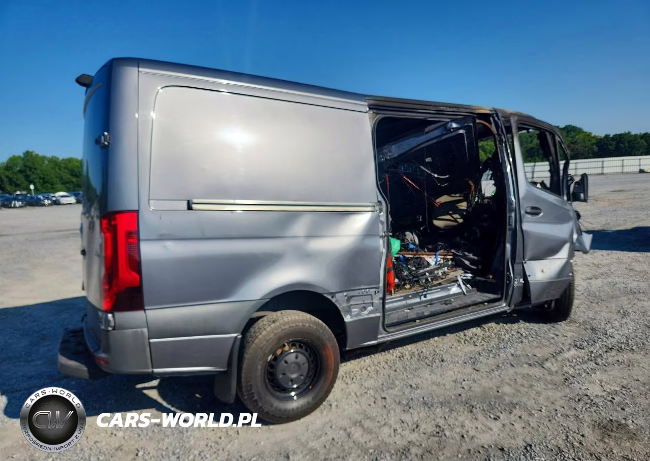 2021 Mercedes-Benz Sprinter 2500 VIN:W1Y4EBHY1MT074472 - 3
