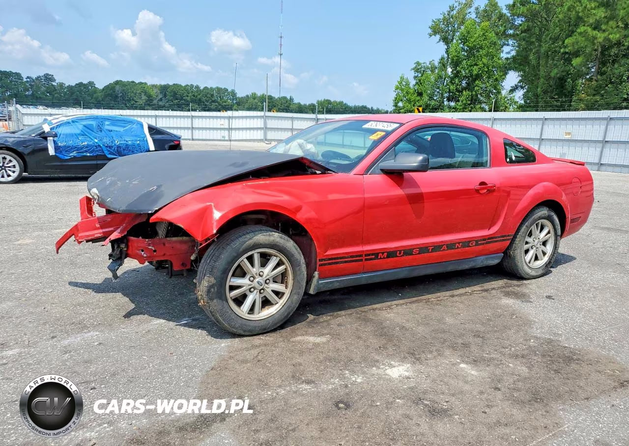 2007 Ford Mustang – zdjęcie 1 z 12