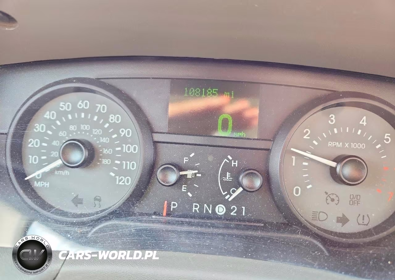2007 Mercury Grand Marquis Ls VIN:2MEFM75V17X618983 - 9