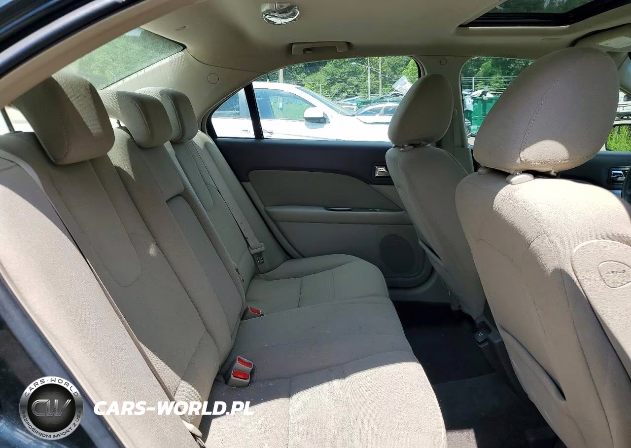 2010 Ford Fusion Hybrid VIN:3FADP0L32AR295385 - 10