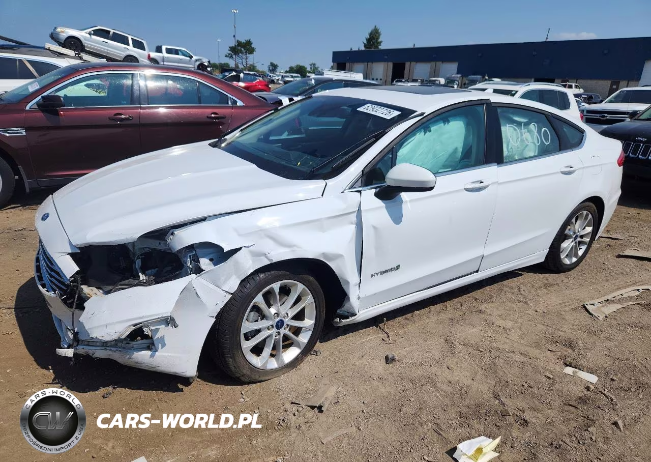 2019 Ford Fusion Se – zdjęcie 1 z 12