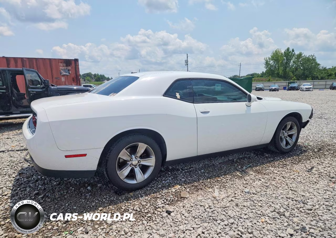 2016 Dodge Challenger Sxt VIN:2C3CDZAG6GH183822 - 3