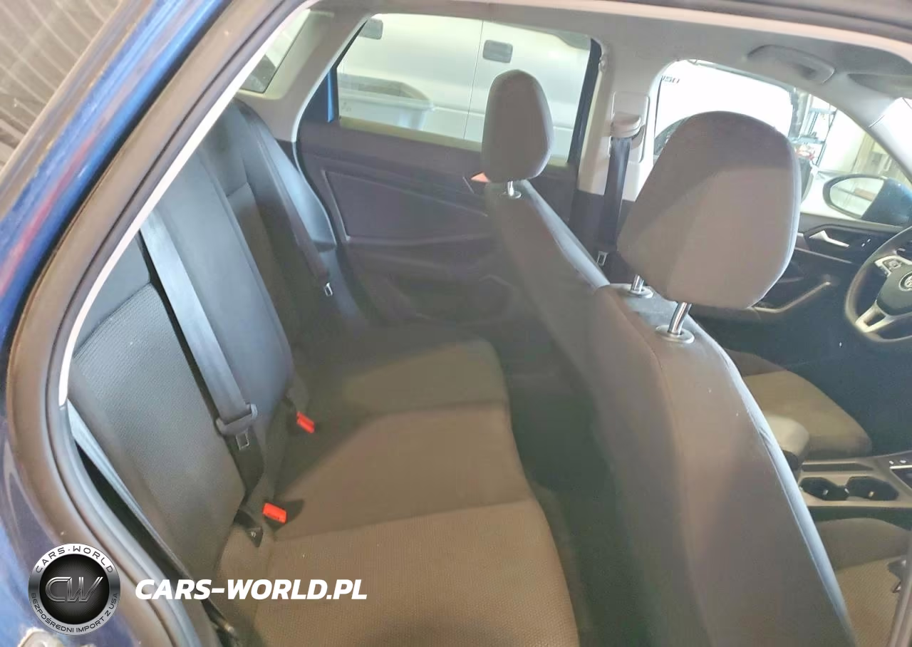 2019 Volkswagen Jetta S VIN:3VWC57BU8KM023806 - 10