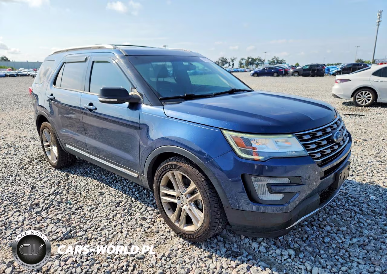 2017 Ford Explorer Xlt VIN:1FM5K7D82HGB76832 - 4